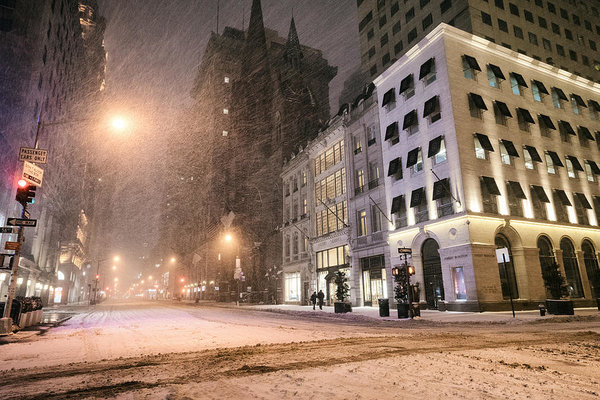 new-york-city-streets-on-a-snowy-night-vivienne-gucwa.jpg