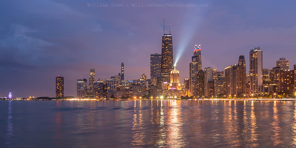 North_Avenue_Beach_View_of_the_Chicago_Skyline_sm_tnyfwf.jpg