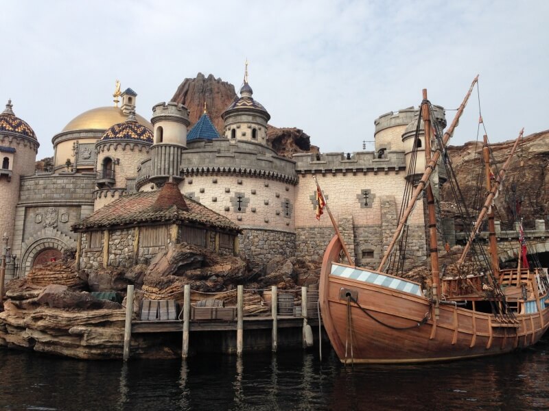 fortress-explorations-tokyo-disneysea-800x600.jpg