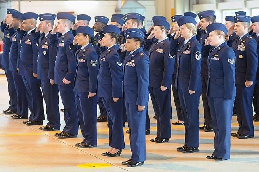 Синяя форма у военных. Зимняя форма ВКС 2020. Синяя Военная форма. Военная форма синего цвета. ВВС форма одежды.