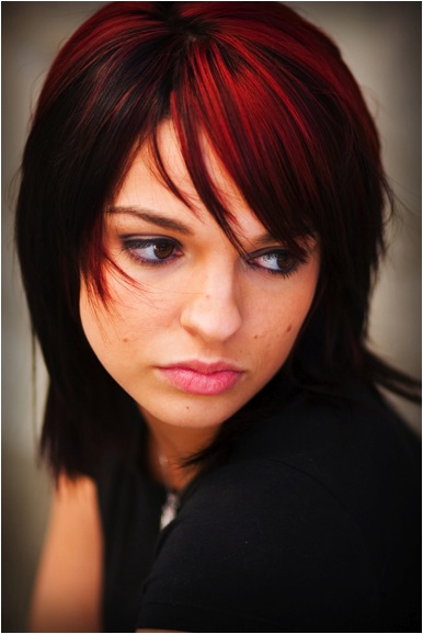 girl-red-black-hair.jpg